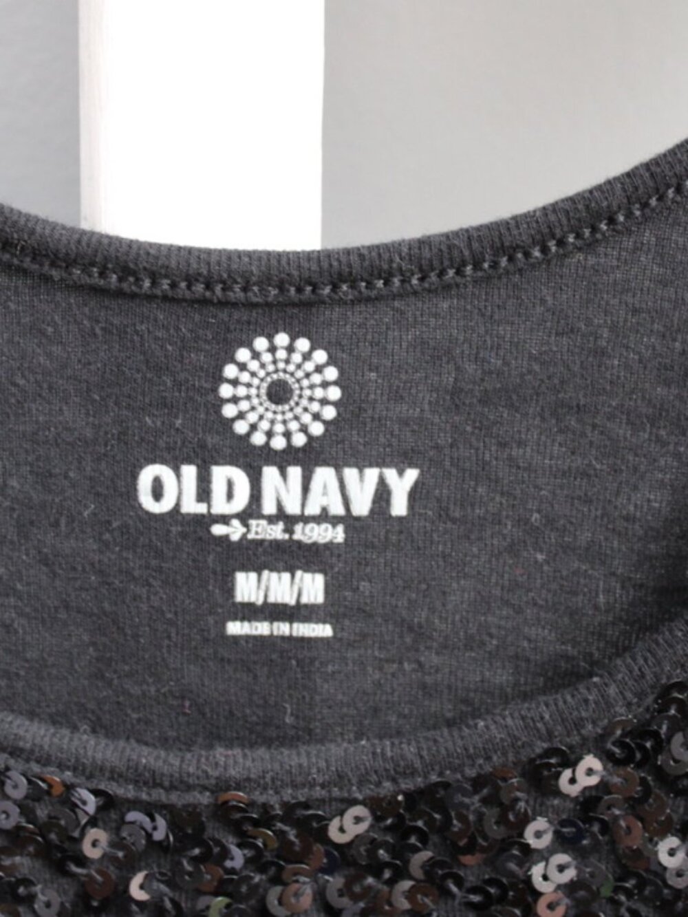 Old Navy Vintage Y2K Black Sequin Sparkle Tank Top Women's Size Medium - Picture 6 of 7
